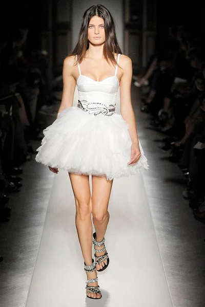 Look 29